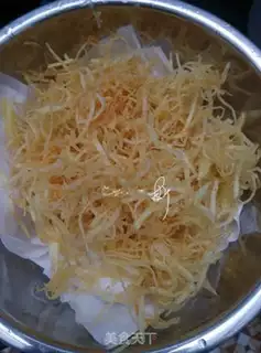 Make Rich, golden shrimp balls step 5