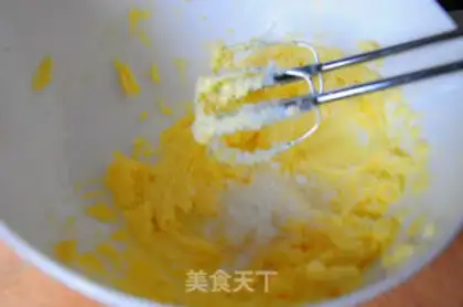 Make Heart crackers step 2