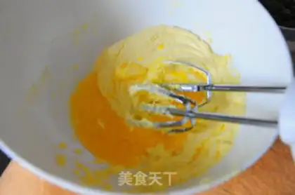 Make Heart crackers step 3