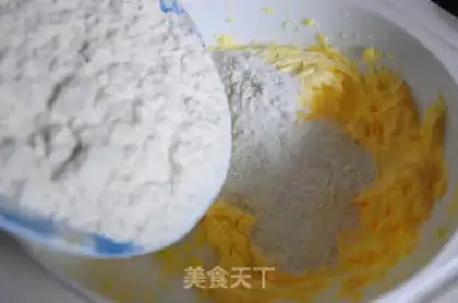 Make Heart crackers step 5