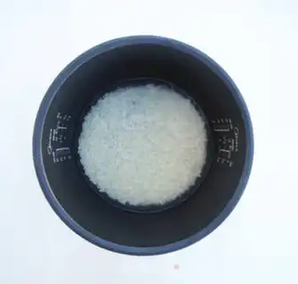 Make Burn the squid and make the rice step 1