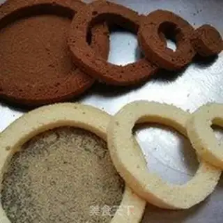 Make Chess birthday cake step 2