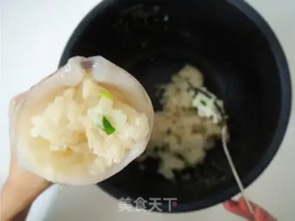 Make Burn the squid and make the rice step 4