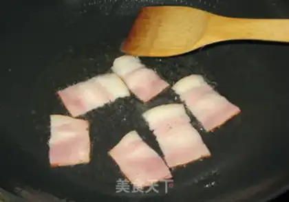Make A casserole potato ham sausage step 5