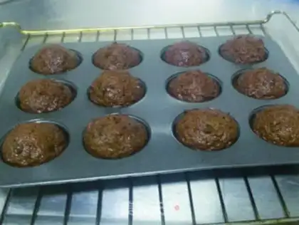 Make Low-fat red date cake step 8