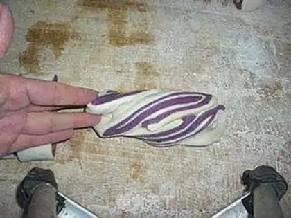 Make Chip rolls step 12