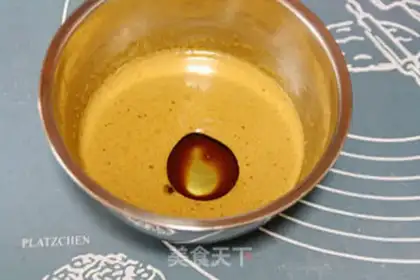 Make Caramel walnut mousse cake step 4