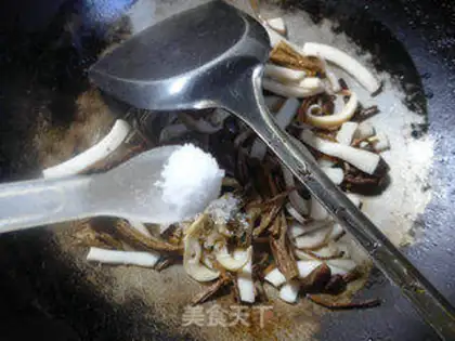 Make Tea mushrooms, fried fish step 10