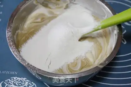 Make Caramel walnut mousse cake step 15