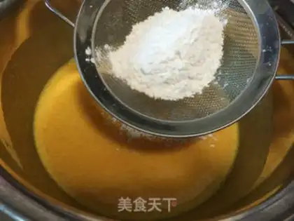 Make Soybeans and pigtail soup step 3