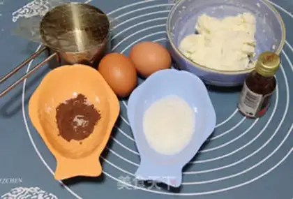 Make Caramel walnut mousse cake step 21