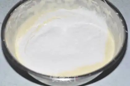 Make Sunflower cupcakes step 3
