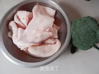 Make The broccoli is frozen step 0
