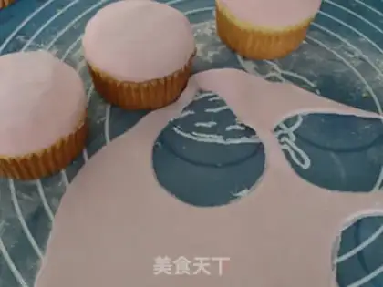 Make Pinky Spring Sweets step 27
