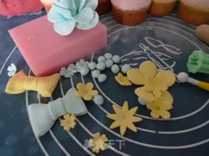 Make Pinky Spring Sweets step 28