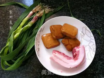 Make Garlic beans dry the meat step 0