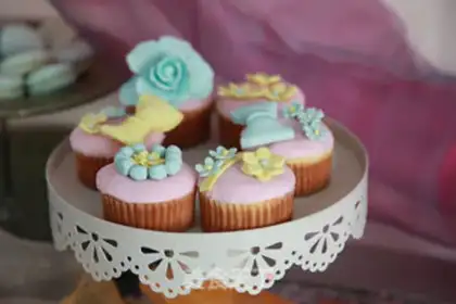 Make Pinky Spring Sweets step 30