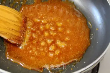 Make Caramel walnut mousse cake step 52