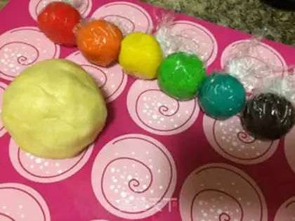 Make Rainbow love cookies step 7
