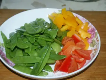 Make Pire peppers for Dutch beans step 1