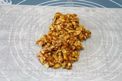 Make Caramel walnut mousse cake step 57
