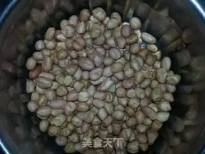Make Peanut soup step 0
