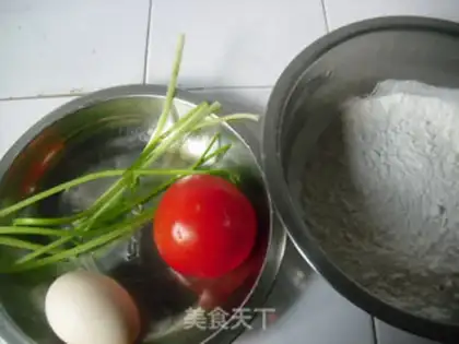 Make Tomato eggs, mini dumplings step 0
