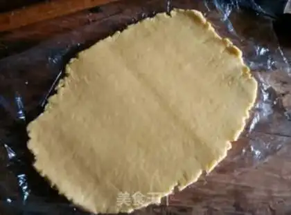 Make Creative apple pie step 8