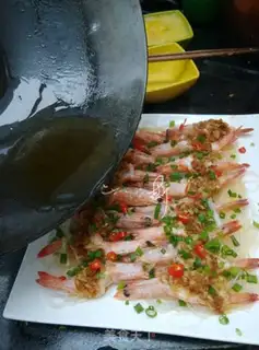 Make Garlic fans steam out the back shrimp step 8
