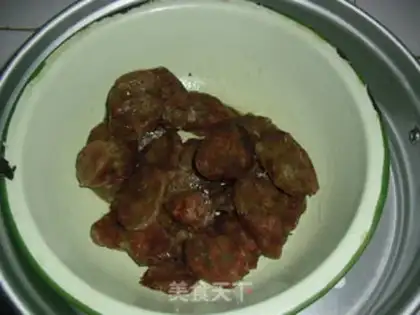 Make Pepper fried sausage step 2