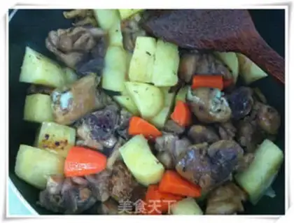 Make Black pepper potatoes for chicken legs step 7
