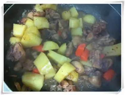 Make Black pepper potatoes for chicken legs step 10