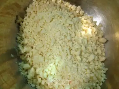 Make walnut snowball step 3