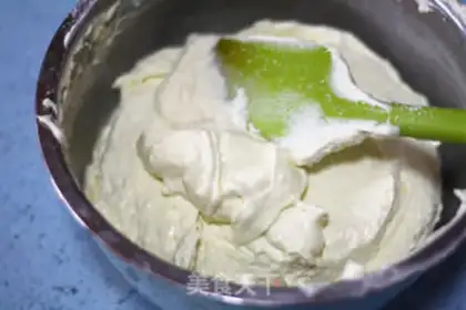 Make Heart-speech cake step 14