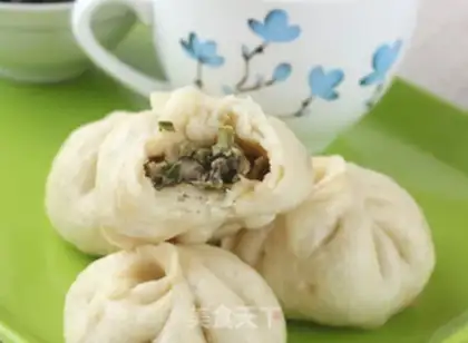 Make A cabbage bun step 4