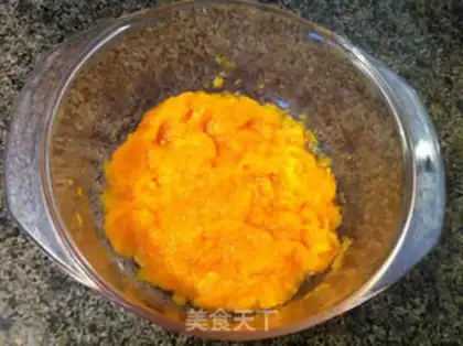 Make Softly fried pumpkin rice balls step 1