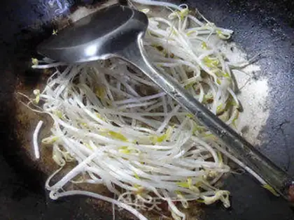 Make The celery weed mushrooms step 1