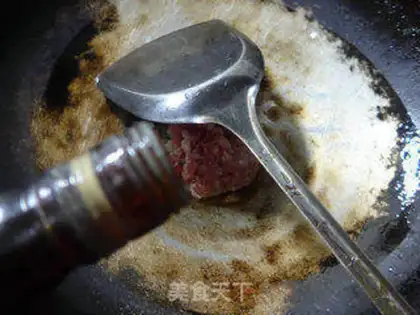 Make Onion meat oatmeal step 1