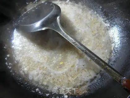 Make Onion meat oatmeal step 4