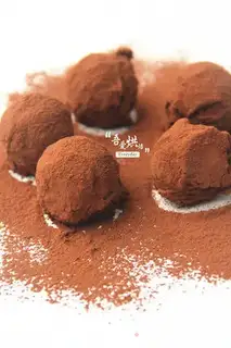 Make Chocolate truffles step 8