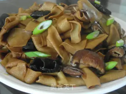Make The mushrooms burn the leaves step 8