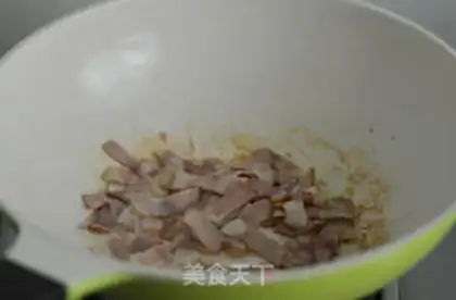 Make Spinach bacon salad step 4