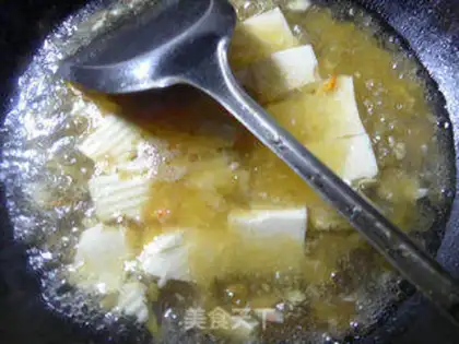 Make Weed mushrooms and tofu soup step 3