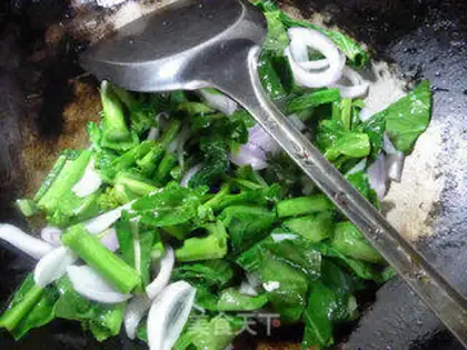 Make Onions, oil and vegetables step 2