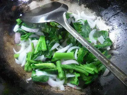 Make Onions, oil and vegetables step 4