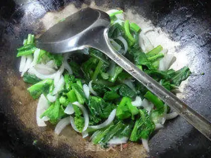 Make Onions, oil and vegetables step 7