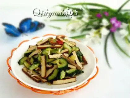 Make A cucumber with beans step 4