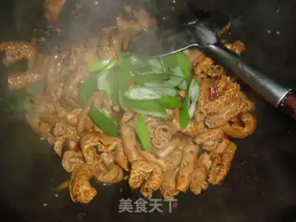 Make Precious bean-cracker pig intestines step 6