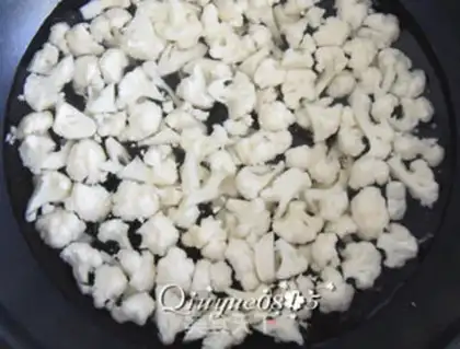 Make Tomato blossoms step 2