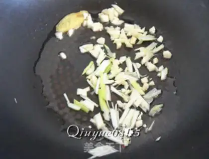 Make Tomato blossoms step 4
